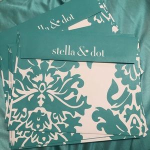Stella and Dot envelopes
